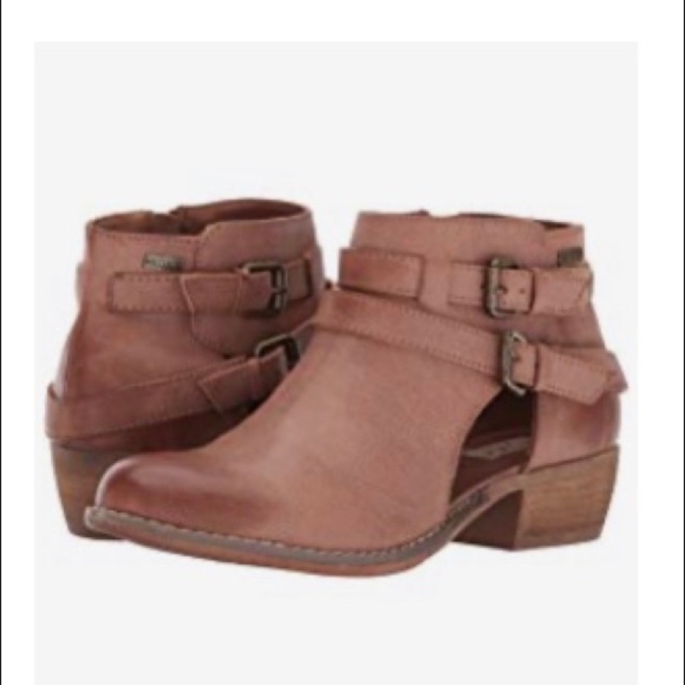 Roxy brand booties